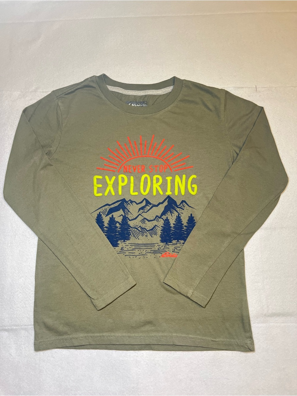 Eddie Bauer Boys Graphic Long-Sleeve Tee “Never Stop Exploring”, Olive Green, M